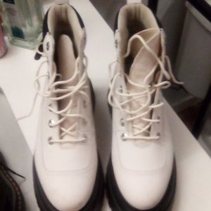 Timberland boots white